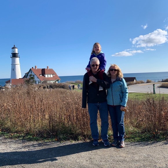 Meet your Posher, Cheryl & Dennis - Picture 2 of 3